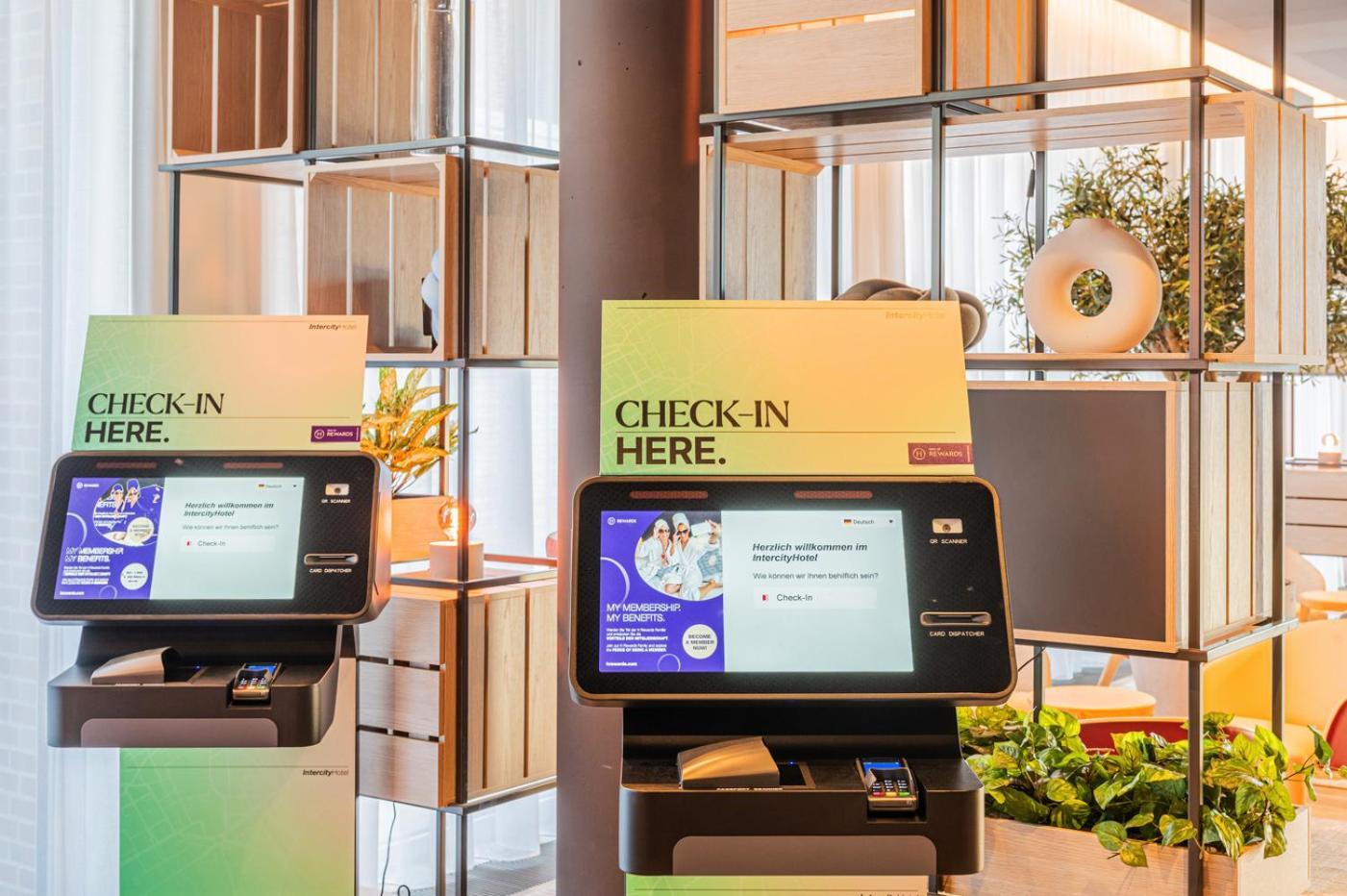 Intercityhotel Luebeck ภายนอก รูปภาพ