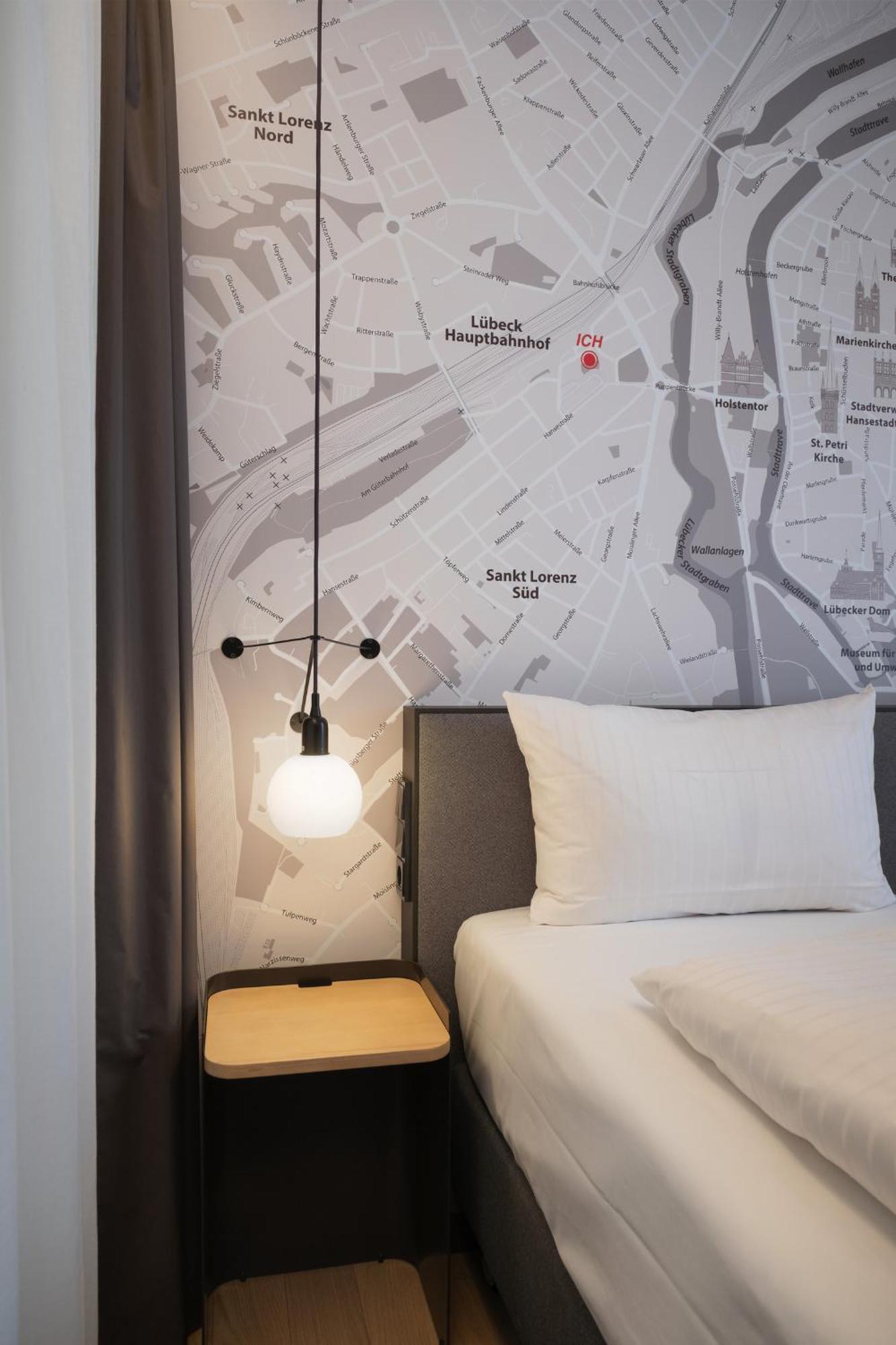 Intercityhotel Luebeck ภายนอก รูปภาพ