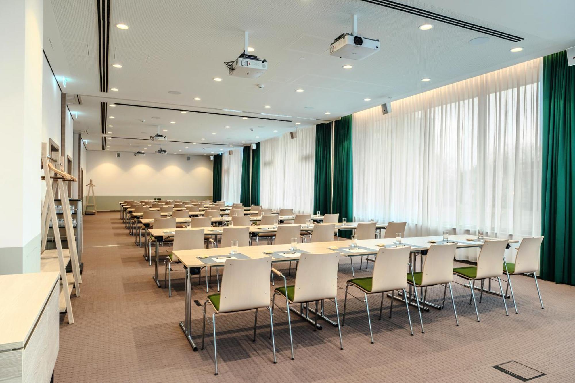 Intercityhotel Luebeck ภายนอก รูปภาพ
